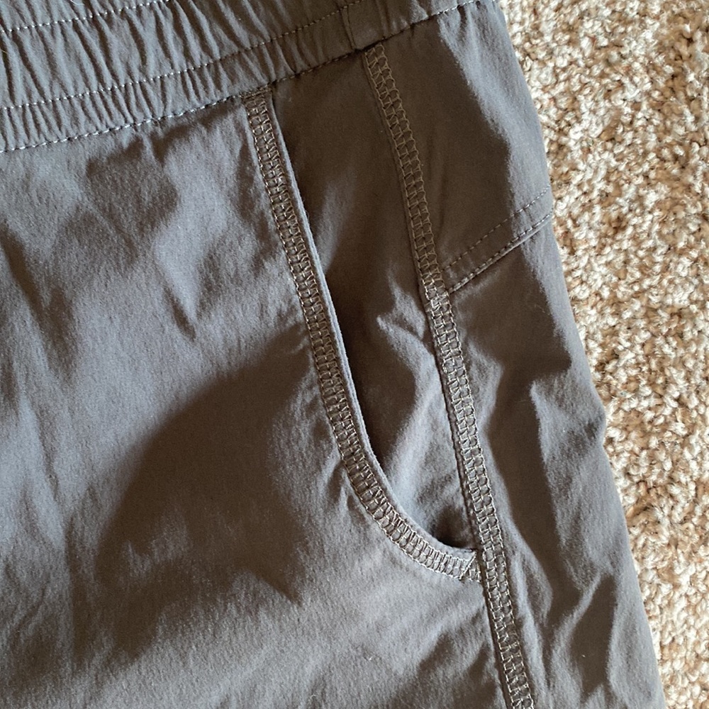 EDDIE BAUER SHORTS - Picture 3 of 7